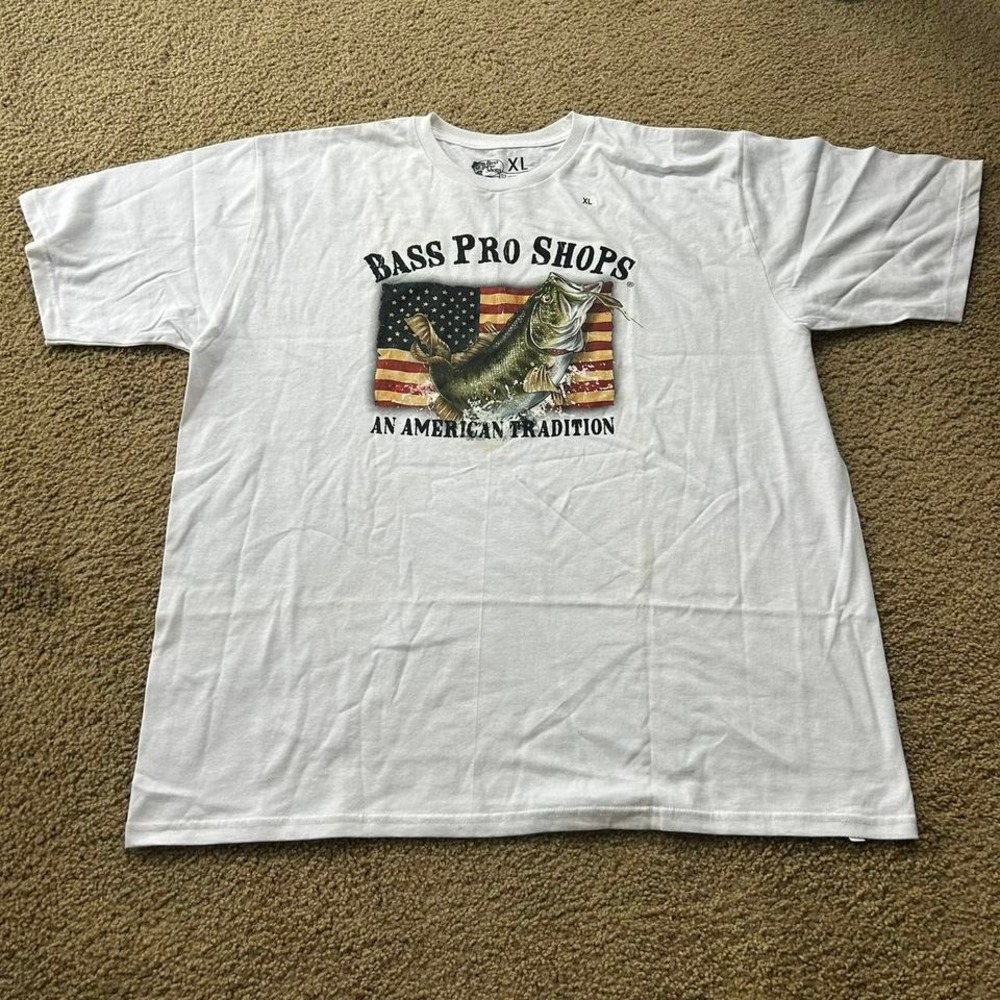 Brand New White Bass Pro Shops cotton t-shirt